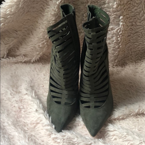 Shoes - Army green booties size 7
